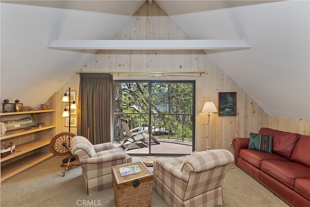 Lake Arrowhead, California, 92352, United States, 4 Bedrooms Bedrooms, ,4 BathroomsBathrooms,Residential,Forsale,1953297