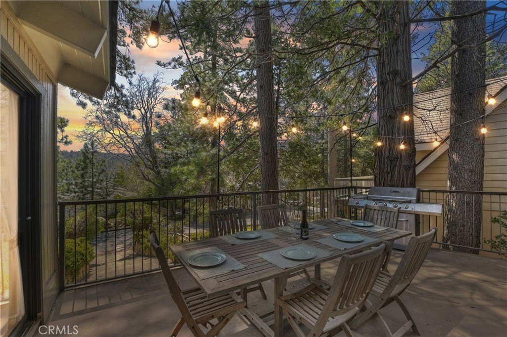 Lake Arrowhead, California, 92352, United States, 4 Bedrooms Bedrooms, ,4 BathroomsBathrooms,Residential,Forsale,1953297