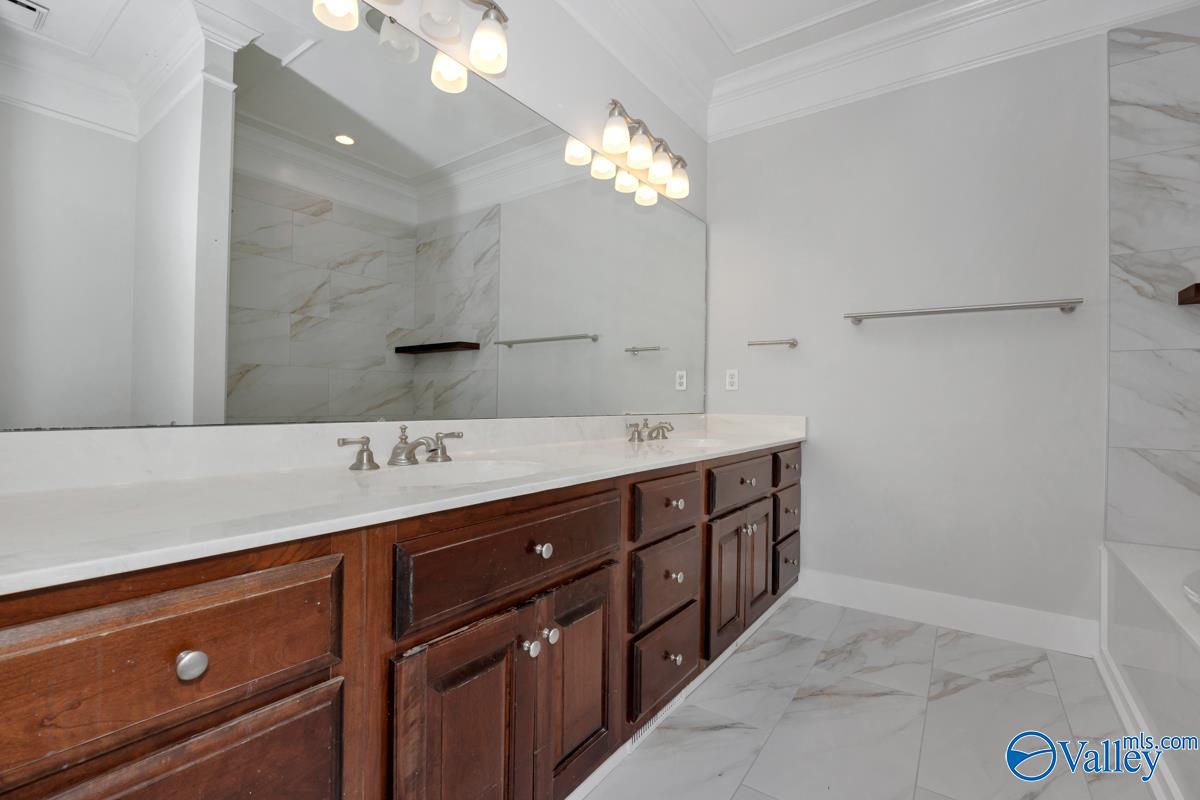 Madison, Alabama, 35758, United States, 5 Bedrooms Bedrooms, ,3 BathroomsBathrooms,Residential,Forsale,1997973