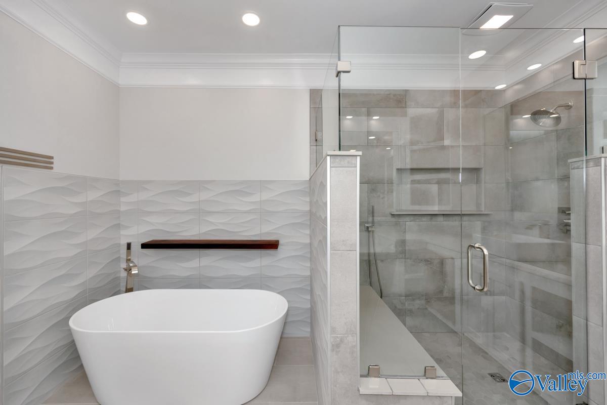 Madison, Alabama, 35758, United States, 5 Bedrooms Bedrooms, ,3 BathroomsBathrooms,Residential,Forsale,1997973