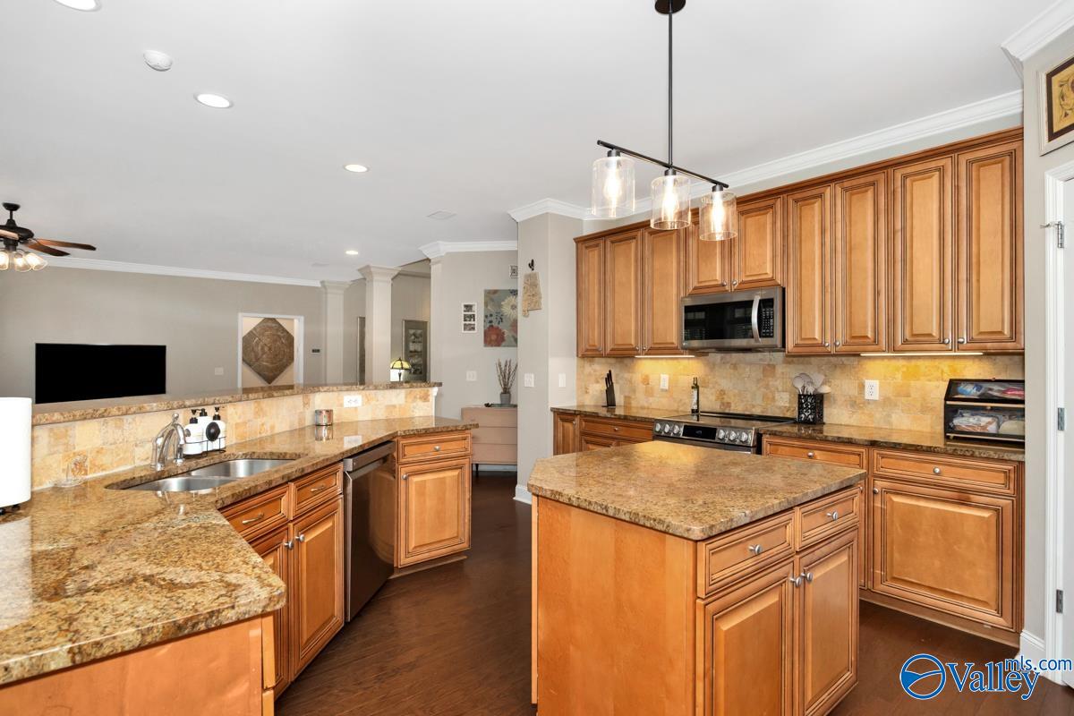 Madison, Alabama, 35758, United States, 5 Bedrooms Bedrooms, ,4.5 BathroomsBathrooms,Residential,Forsale,2007684