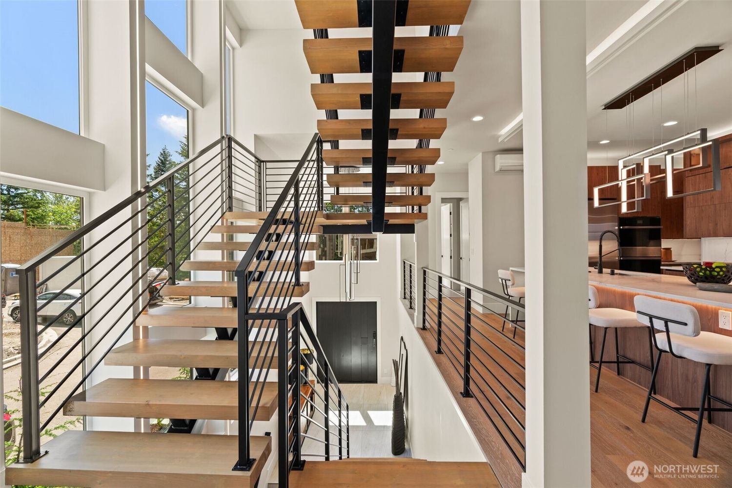 Bellevue, Washington, 98005, United States, 5 Bedrooms Bedrooms, ,4 BathroomsBathrooms,Residential,Forsale,1968161