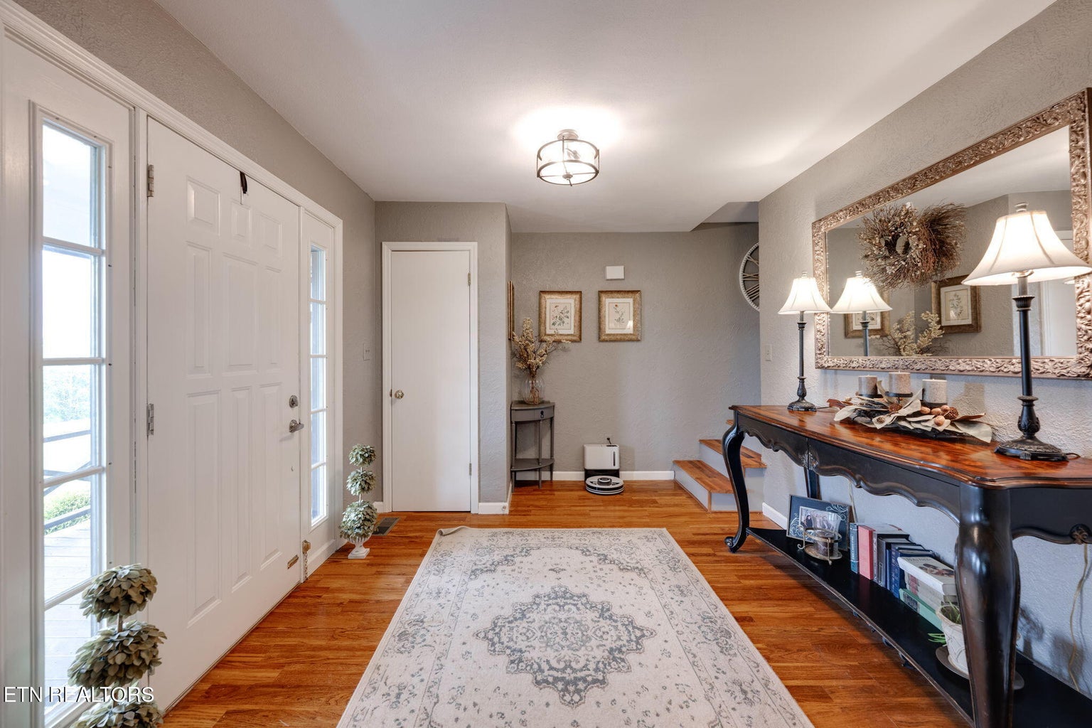 Niota, Tennessee, 37826, United States, 5 Bedrooms Bedrooms, ,4 BathroomsBathrooms,Residential,Forsale,1946771