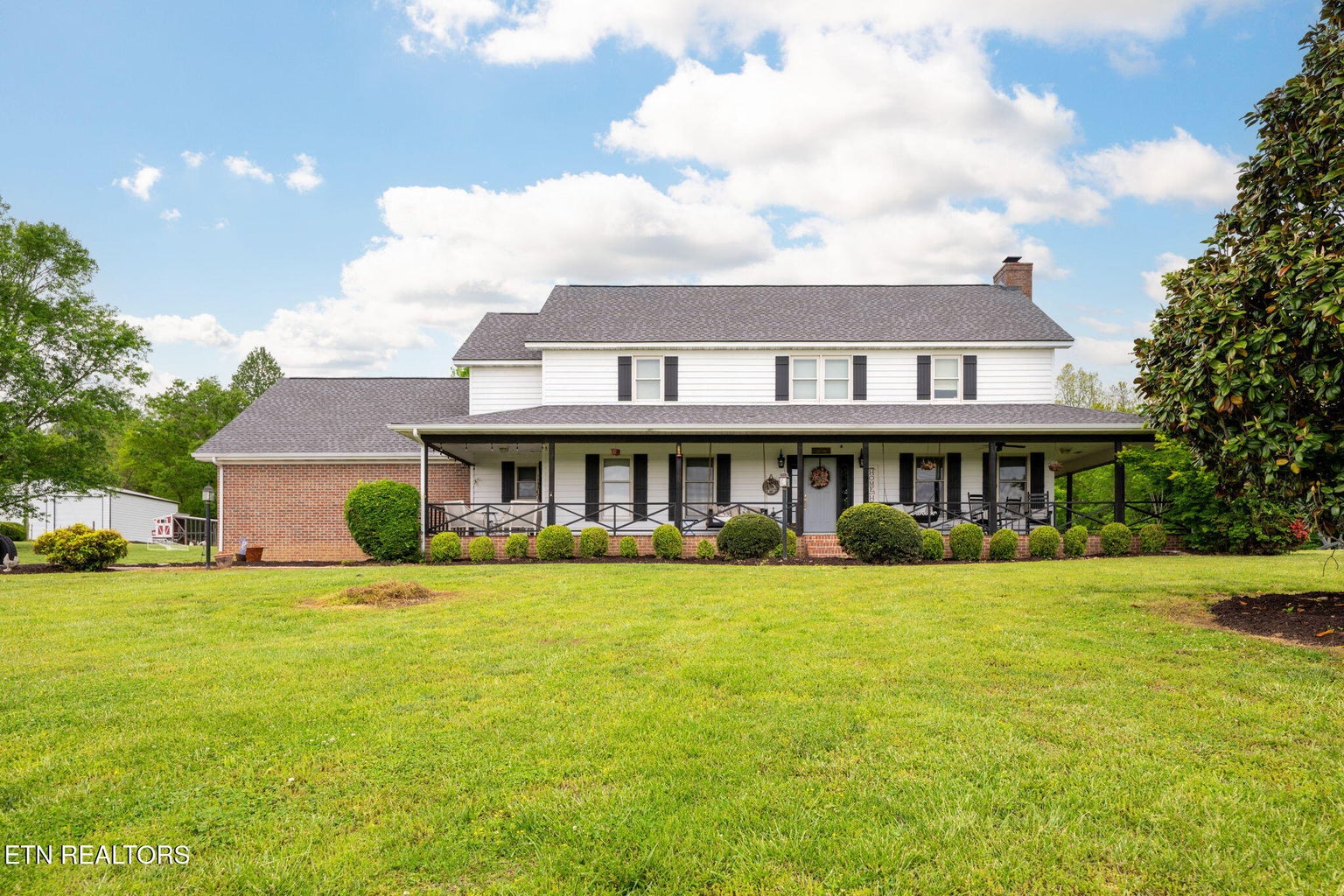 Niota, Tennessee, 37826, United States, 5 Bedrooms Bedrooms, ,4 BathroomsBathrooms,Residential,Forsale,1946771