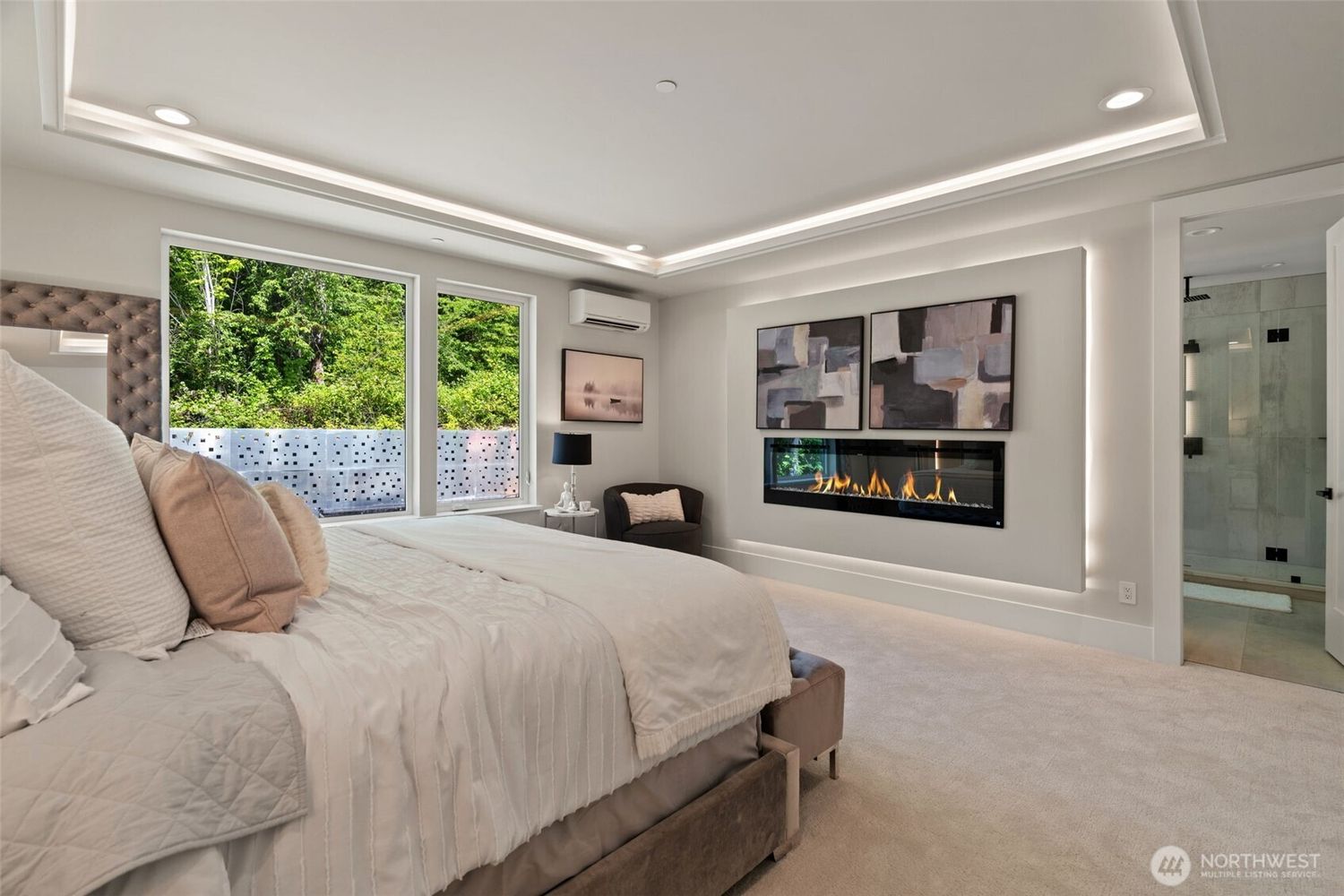 Bellevue, Washington, 98005, United States, 5 Bedrooms Bedrooms, ,4 BathroomsBathrooms,Residential,Forsale,1968161