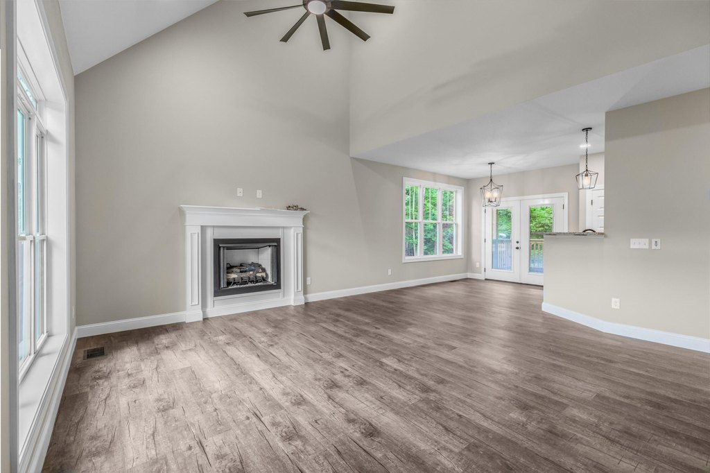 Morristown, Tennessee, 37814, United States, 4 Bedrooms Bedrooms, ,2.5 BathroomsBathrooms,Residential,Forsale,1894824