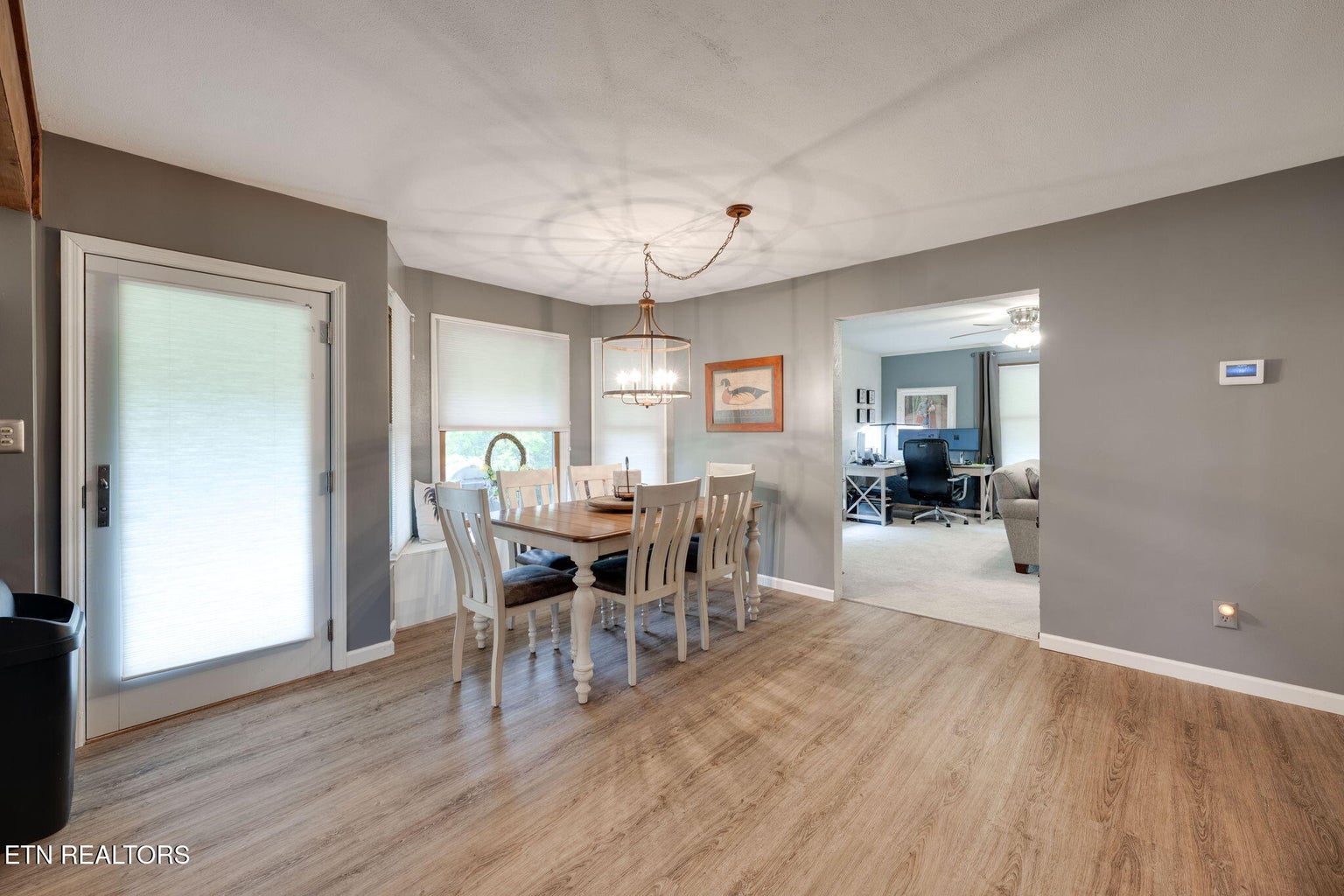 Niota, Tennessee, 37826, United States, 5 Bedrooms Bedrooms, ,4 BathroomsBathrooms,Residential,Forsale,1946771