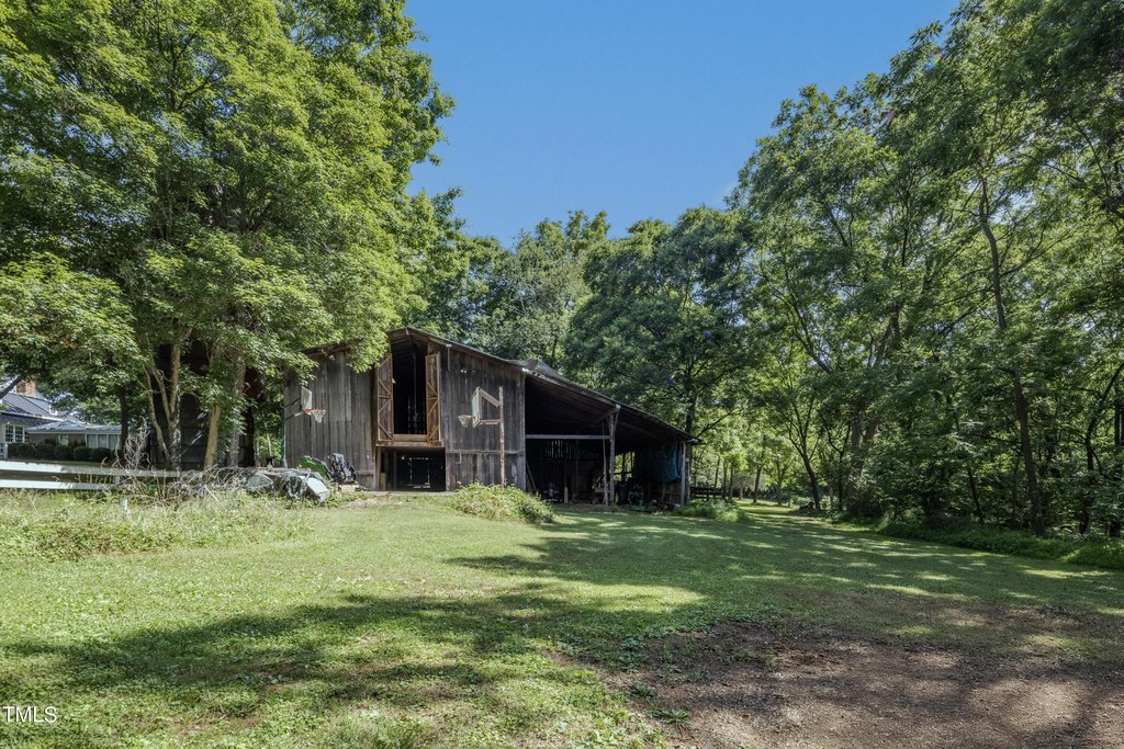 Mebane, North Carolina, 27302, United States, 5 Bedrooms Bedrooms, ,6.5 BathroomsBathrooms,Residential,Forsale,1912779