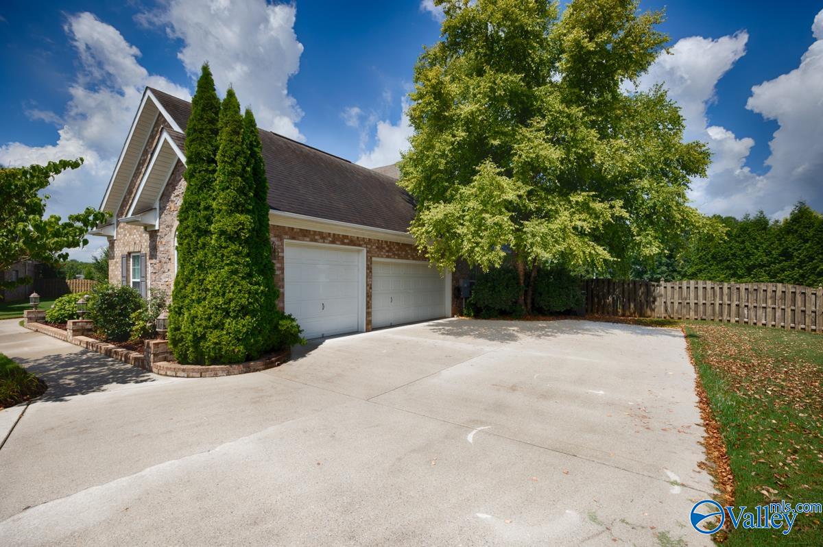 Madison, Alabama, 35756, United States, 5 Bedrooms Bedrooms, ,3.5 BathroomsBathrooms,Residential,Forsale,2007683