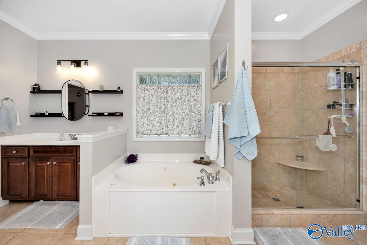 Madison, Alabama, 35758, United States, 5 Bedrooms Bedrooms, ,4.5 BathroomsBathrooms,Residential,Forsale,2007684