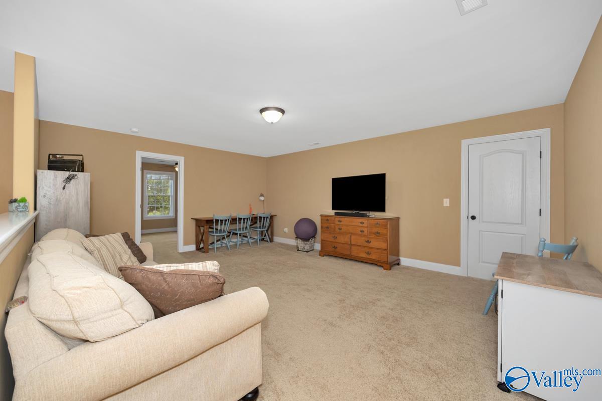 Madison, Alabama, 35756, United States, 5 Bedrooms Bedrooms, ,3.5 BathroomsBathrooms,Residential,Forsale,2007683