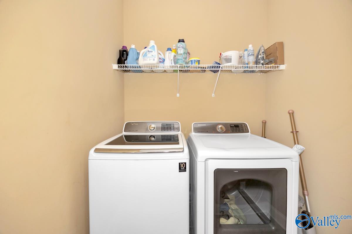 Madison, Alabama, 35756, United States, 5 Bedrooms Bedrooms, ,3.5 BathroomsBathrooms,Residential,Forsale,2007683