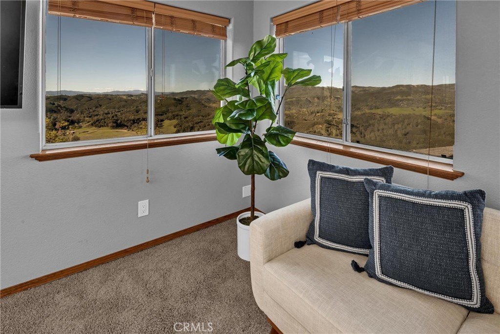 Lower Lake, California, 95457, United States, 4 Bedrooms Bedrooms, ,2.5 BathroomsBathrooms,Residential,Forsale,1929181