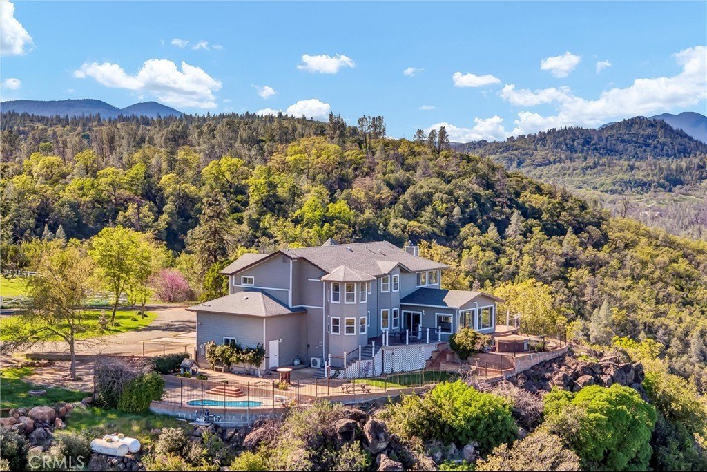 Lower Lake, California, 95457, United States, 4 Bedrooms Bedrooms, ,2.5 BathroomsBathrooms,Residential,Forsale,1929181