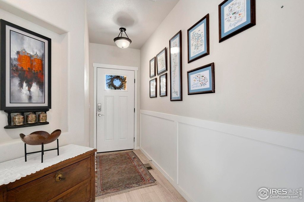 Loveland, Colorado, 80537, United States, 5 Bedrooms Bedrooms, ,3 BathroomsBathrooms,Residential,Forsale,1918930