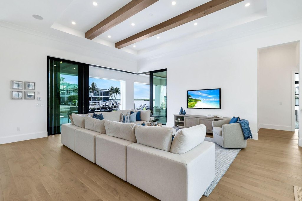 Marco Island, Florida, 34145, United States, 5 Bedrooms Bedrooms, ,5.5 BathroomsBathrooms,Residential,Forsale,1954183