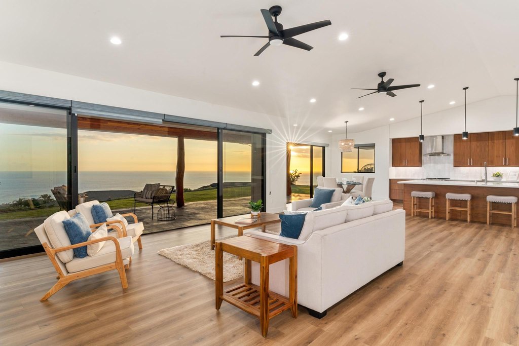 Kailua Kona, Hawaii, 96740, United States, 4 Bedrooms Bedrooms, ,3 BathroomsBathrooms,Residential,Forsale,1953837