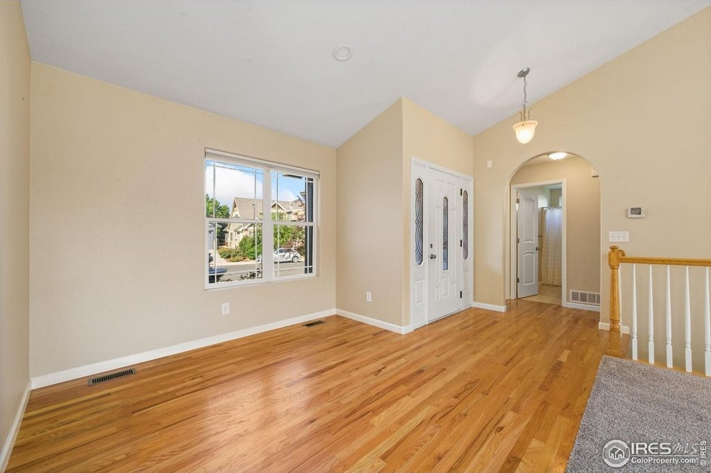 Windsor, Colorado, 80550, United States, 5 Bedrooms Bedrooms, ,3 BathroomsBathrooms,Residential,Forsale,1926798