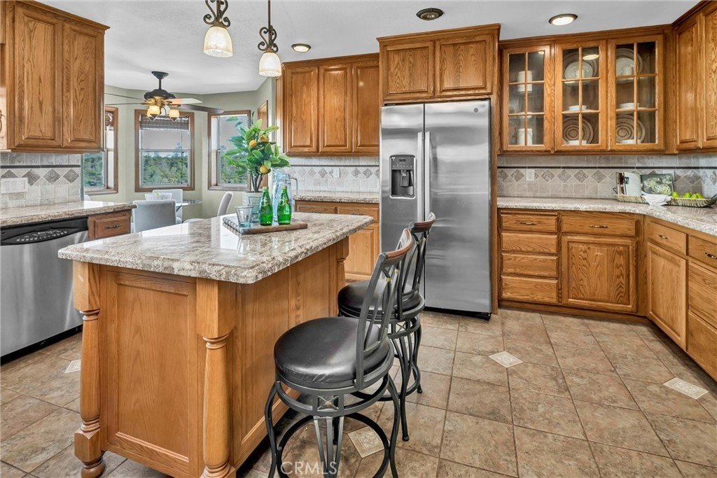 Lower Lake, California, 95457, United States, 4 Bedrooms Bedrooms, ,2.5 BathroomsBathrooms,Residential,Forsale,1929181