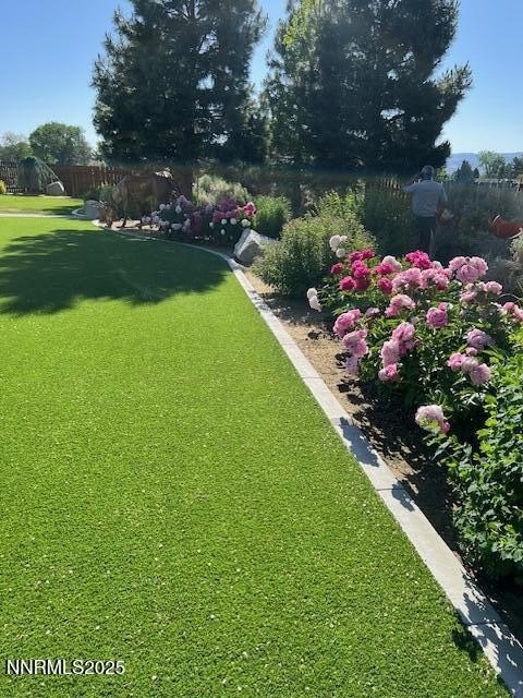 Carson City, Nevada, 89703, United States, 2 Bedrooms Bedrooms, ,3.5 BathroomsBathrooms,Residential,Forsale,1936735