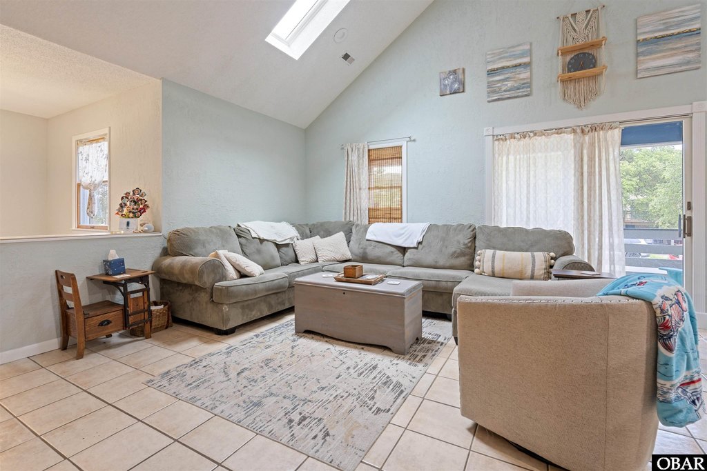 Kill Devil Hills, North Carolina, 27948, United States, 3 Bedrooms Bedrooms, ,3 BathroomsBathrooms,Residential,Forsale,1914384