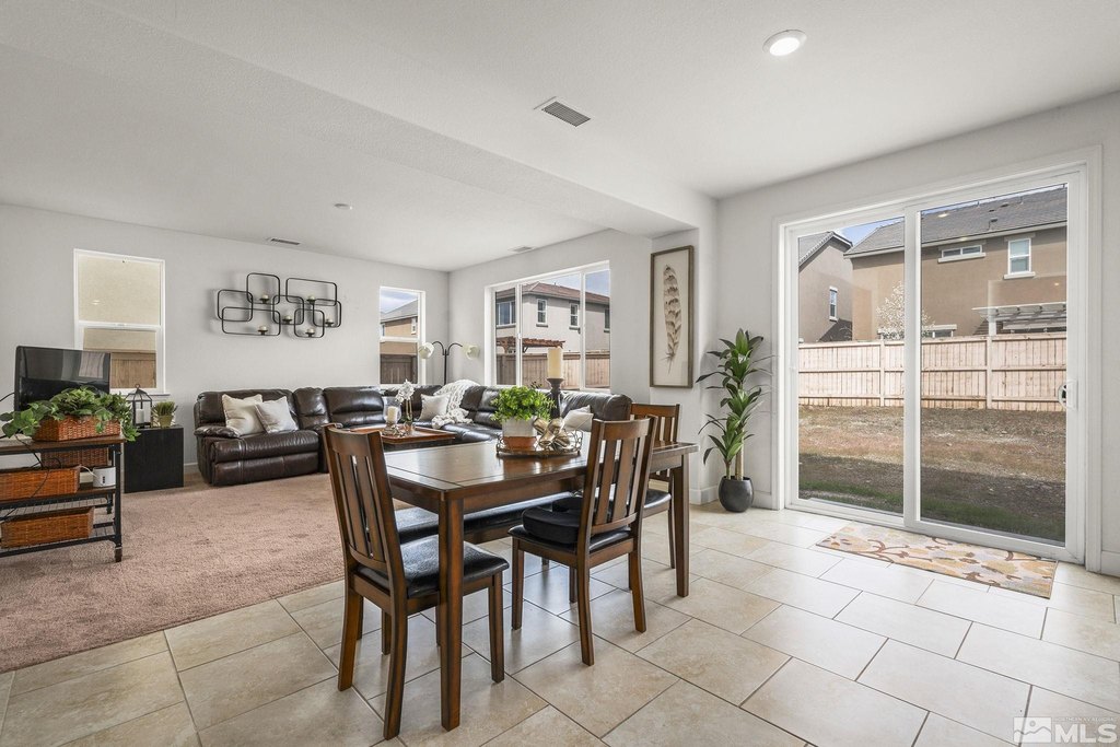 Reno, Nevada, 89521, United States, 3 Bedrooms Bedrooms, ,2.5 BathroomsBathrooms,Residential,Forsale,1888825