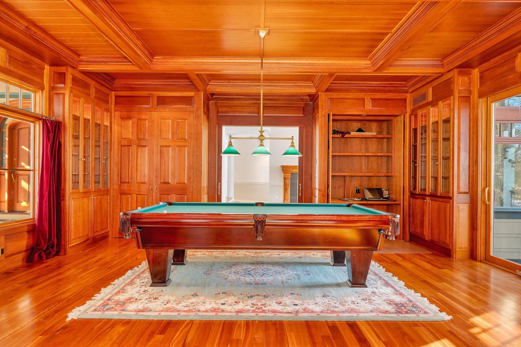 Alton, New Hampshire, 03809, United States, 7 Bedrooms Bedrooms, ,6.5 BathroomsBathrooms,Residential,Forsale,2004715