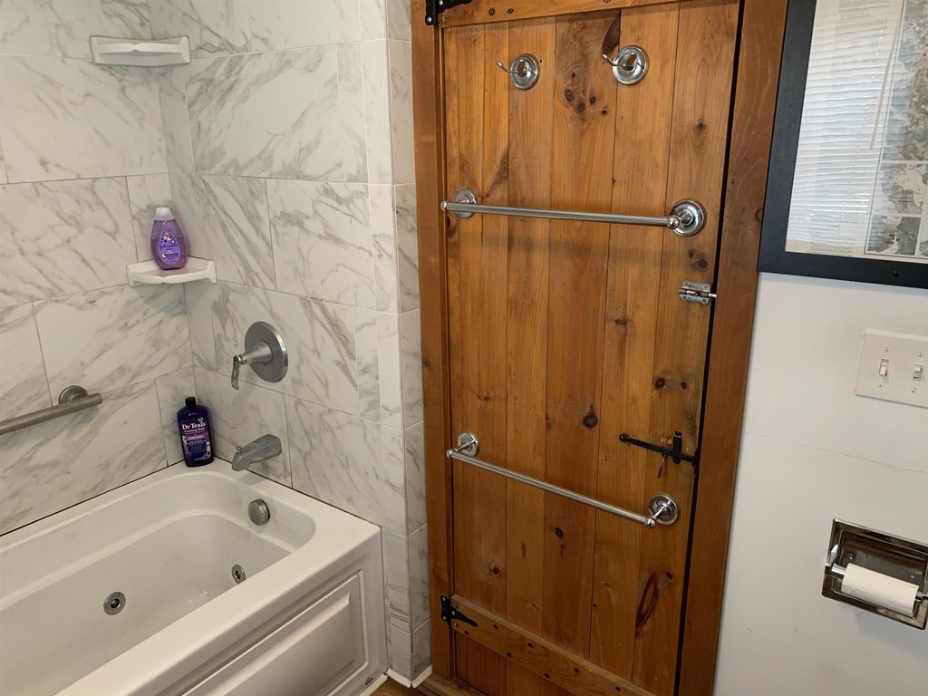 Laconia, New Hampshire, 03246, United States, 1 Bedroom Bedrooms, ,1 BathroomBathrooms,Residential,Forsale,1933999