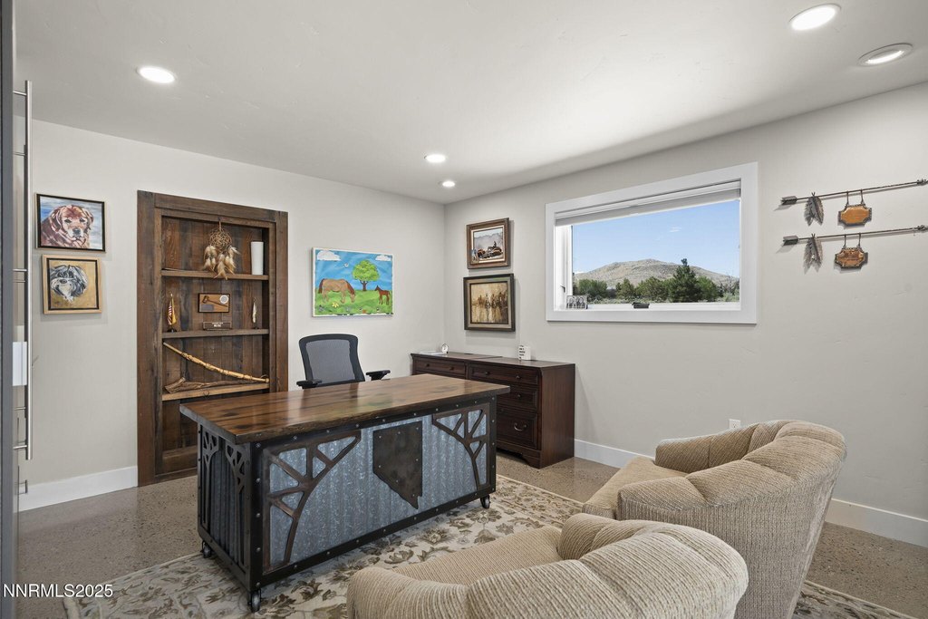 Carson City, Nevada, 89703, United States, 2 Bedrooms Bedrooms, ,3.5 BathroomsBathrooms,Residential,Forsale,1936735