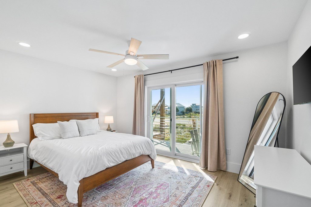 Mexico Beach, Florida, 32456, United States, 4 Bedrooms Bedrooms, ,4.5 BathroomsBathrooms,Residential,Forsale,1946756