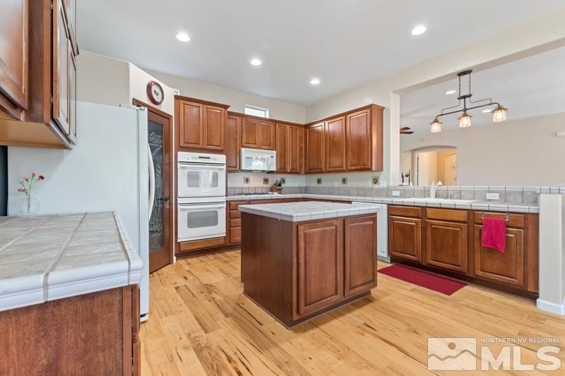 Reno, Nevada, 89521, United States, 3 Bedrooms Bedrooms, ,2.5 BathroomsBathrooms,Residential,Forsale,1888866