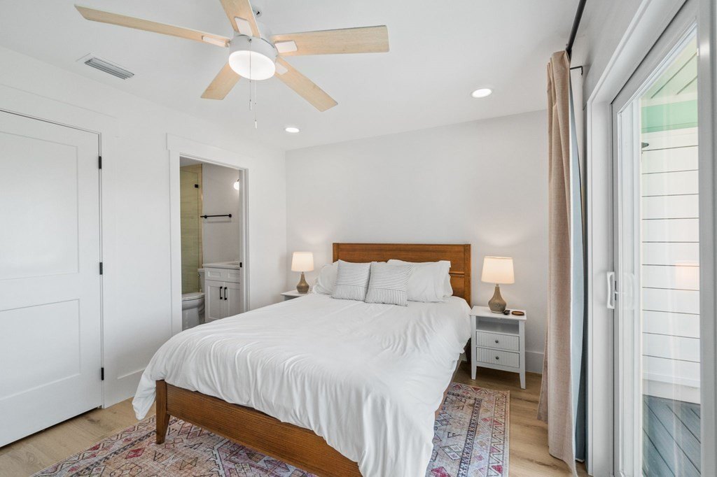 Mexico Beach, Florida, 32456, United States, 4 Bedrooms Bedrooms, ,4.5 BathroomsBathrooms,Residential,Forsale,1946756