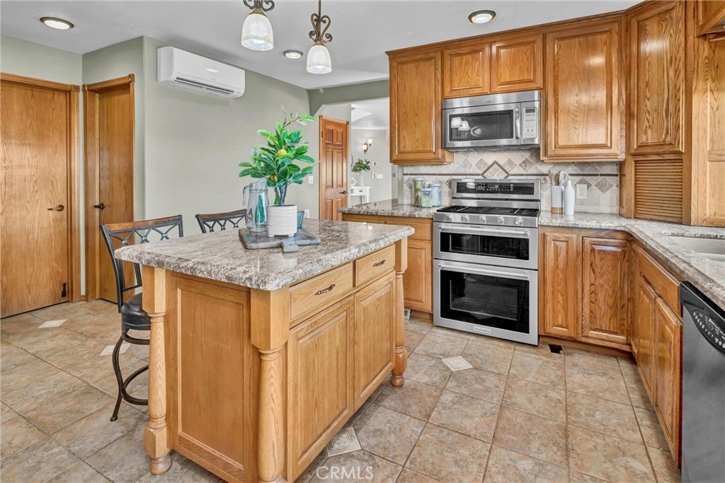 Lower Lake, California, 95457, United States, 4 Bedrooms Bedrooms, ,2.5 BathroomsBathrooms,Residential,Forsale,1929181