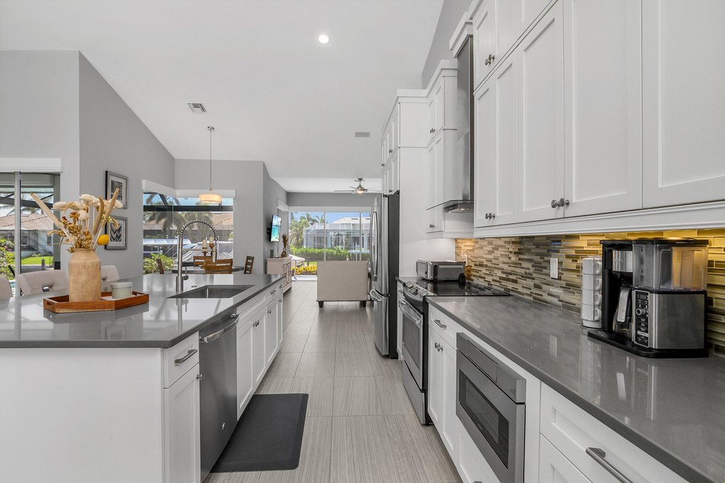 Marco Island, Florida, 34145, United States, 3 Bedrooms Bedrooms, ,2 BathroomsBathrooms,Residential,Forsale,2011559