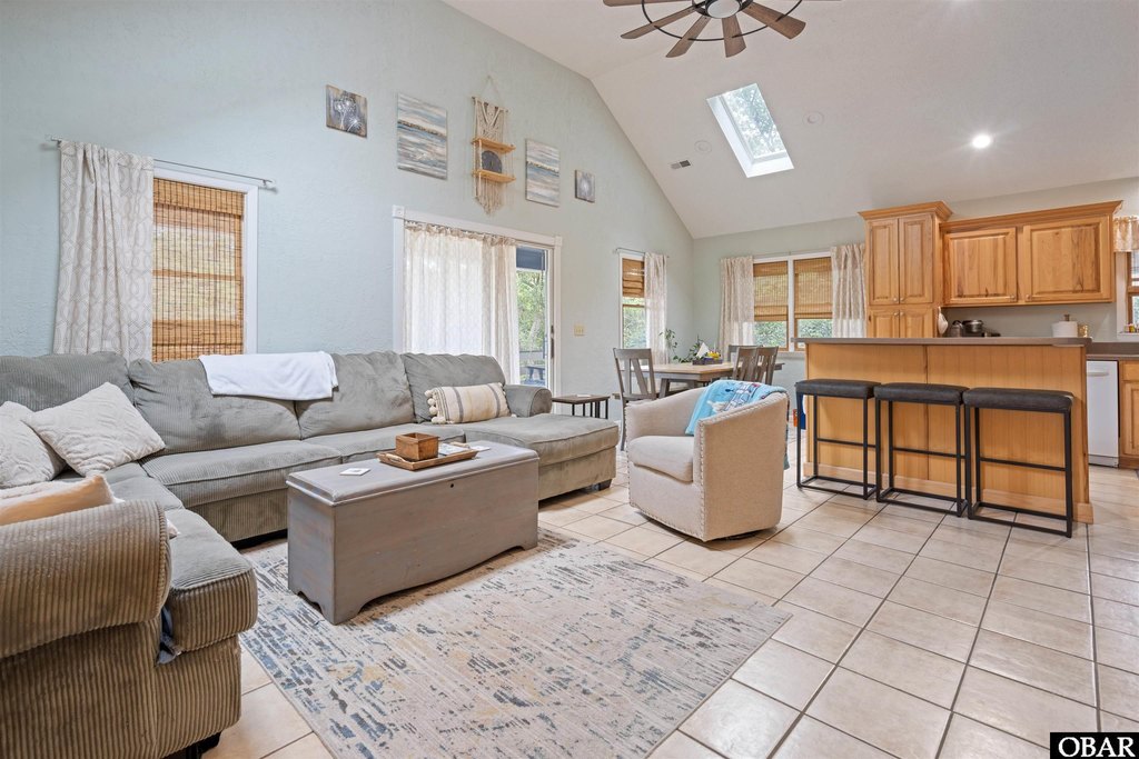 Kill Devil Hills, North Carolina, 27948, United States, 3 Bedrooms Bedrooms, ,3 BathroomsBathrooms,Residential,Forsale,1914384