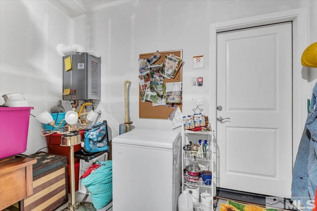 Sparks, Nevada, 89436, United States, 4 Bedrooms Bedrooms, ,3.5 BathroomsBathrooms,Residential,Forsale,1888842