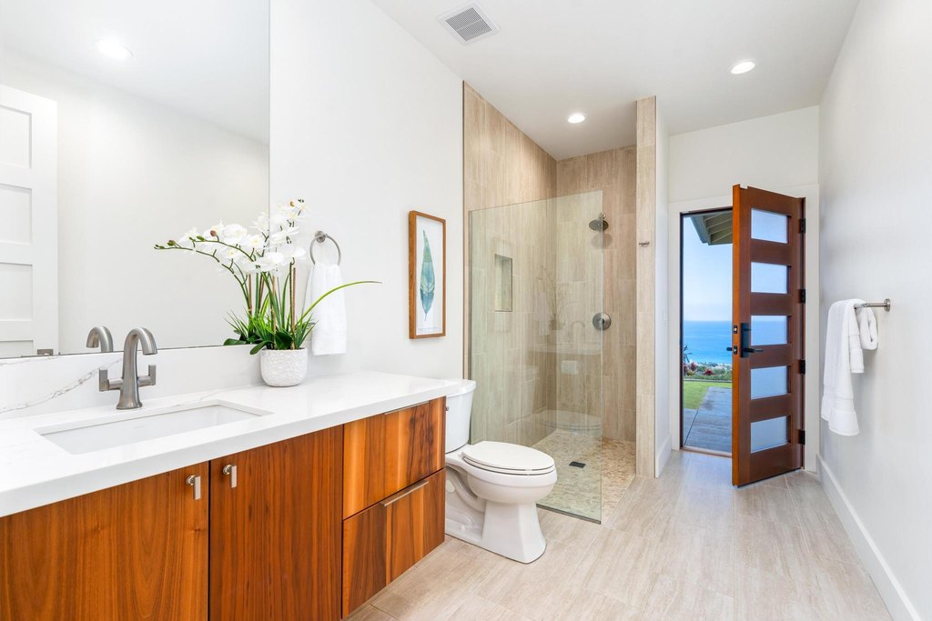 Kailua Kona, Hawaii, 96740, United States, 4 Bedrooms Bedrooms, ,3 BathroomsBathrooms,Residential,Forsale,1953837