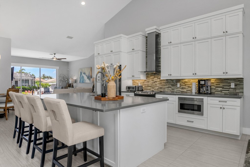 Marco Island, Florida, 34145, United States, 3 Bedrooms Bedrooms, ,2 BathroomsBathrooms,Residential,Forsale,2011559