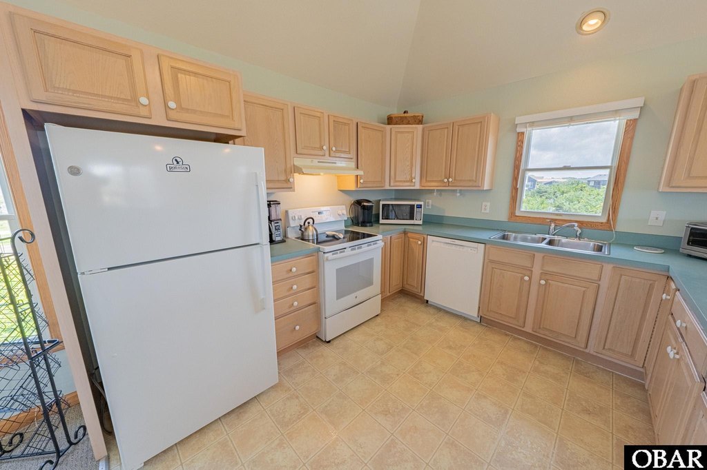 Frisco, North Carolina, 27936, United States, 6 Bedrooms Bedrooms, ,5.5 BathroomsBathrooms,Residential,Forsale,1914407