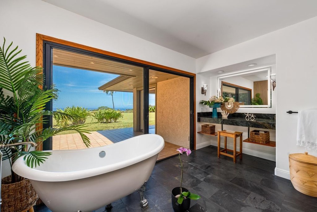 Hawi, Hawaii, 96719, United States, 5 Bedrooms Bedrooms, ,6.5 BathroomsBathrooms,Residential,Forsale,1929299