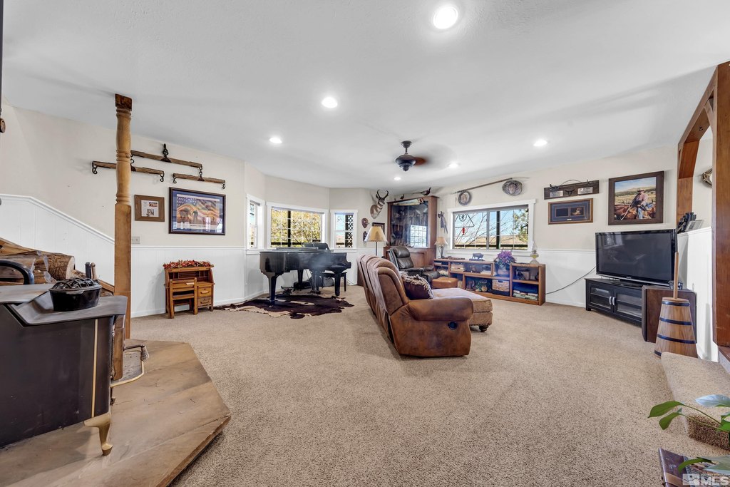 Reno, Nevada, 89523, United States, 6 Bedrooms Bedrooms, ,3.5 BathroomsBathrooms,Residential,Forsale,1954169