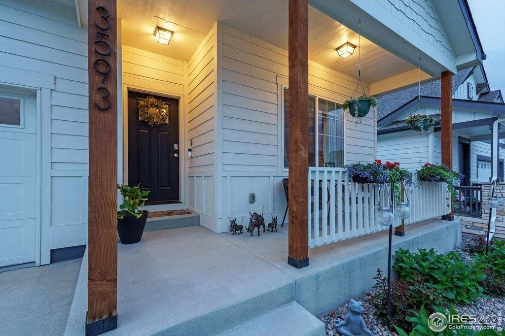 Loveland, Colorado, 80537, United States, 5 Bedrooms Bedrooms, ,3 BathroomsBathrooms,Residential,Forsale,1918930