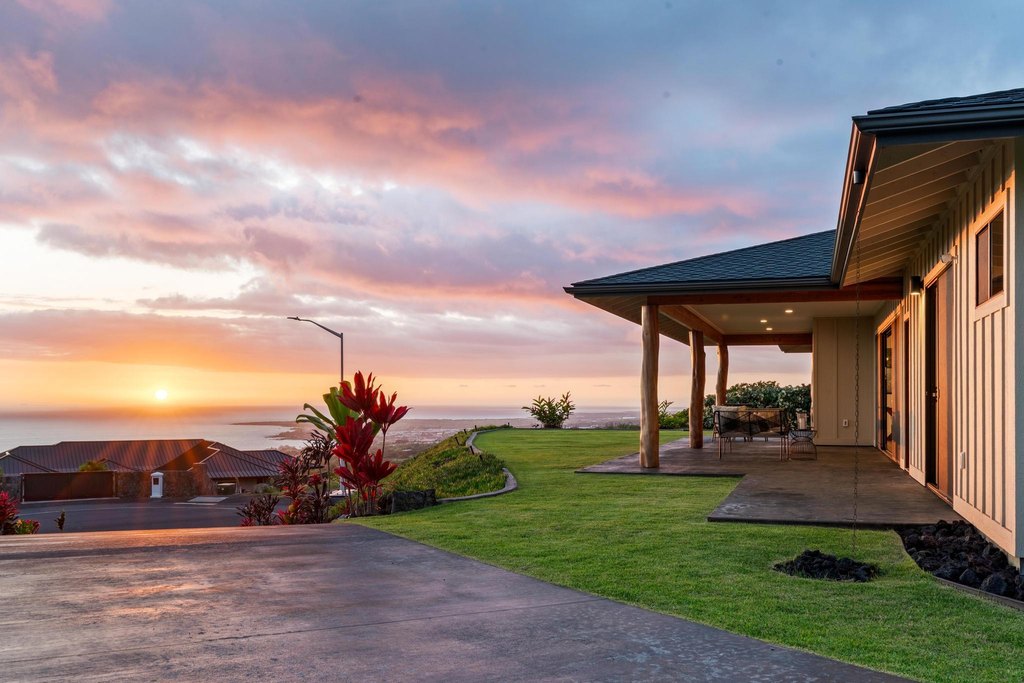 Kailua Kona, Hawaii, 96740, United States, 4 Bedrooms Bedrooms, ,3 BathroomsBathrooms,Residential,Forsale,1953837