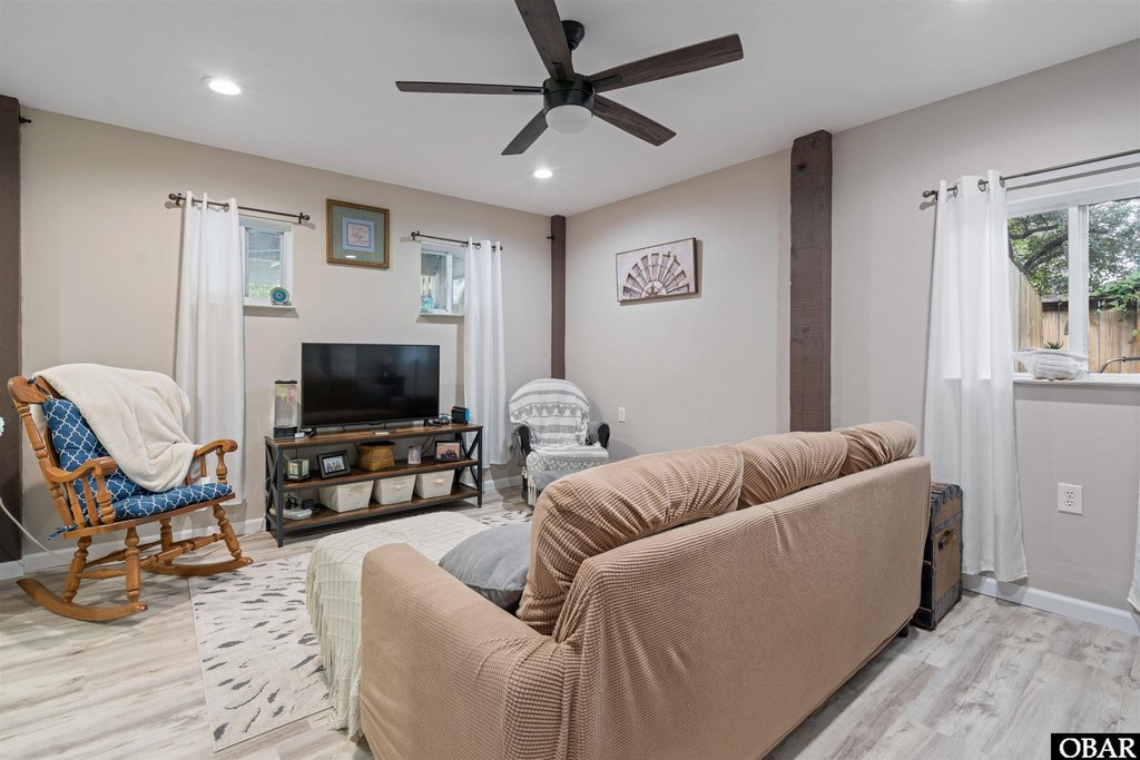 Kill Devil Hills, North Carolina, 27948, United States, 3 Bedrooms Bedrooms, ,3 BathroomsBathrooms,Residential,Forsale,1914384