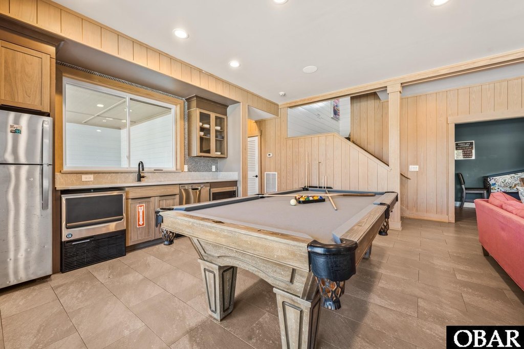 Corolla, North Carolina, 27927, United States, 12 Bedrooms Bedrooms, ,12.5 BathroomsBathrooms,Residential,Forsale,2008027