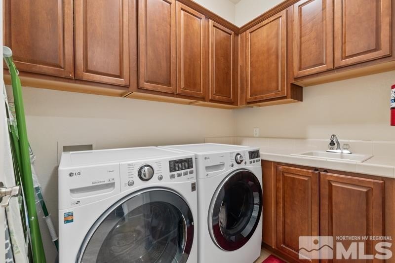 Reno, Nevada, 89521, United States, 3 Bedrooms Bedrooms, ,2.5 BathroomsBathrooms,Residential,Forsale,1888866