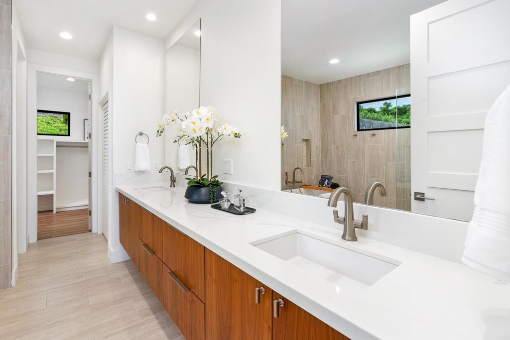 Kailua Kona, Hawaii, 96740, United States, 4 Bedrooms Bedrooms, ,3 BathroomsBathrooms,Residential,Forsale,1953837