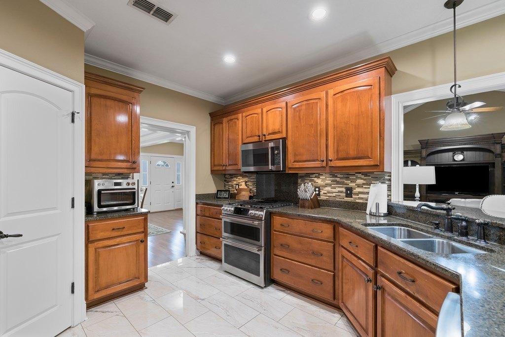 Cairo, Georgia, 39828, United States, 4 Bedrooms Bedrooms, ,2.5 BathroomsBathrooms,Residential,Forsale,1919232