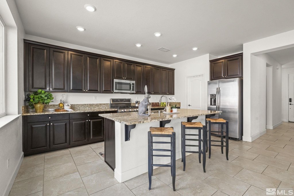 Reno, Nevada, 89521, United States, 3 Bedrooms Bedrooms, ,2.5 BathroomsBathrooms,Residential,Forsale,1888825