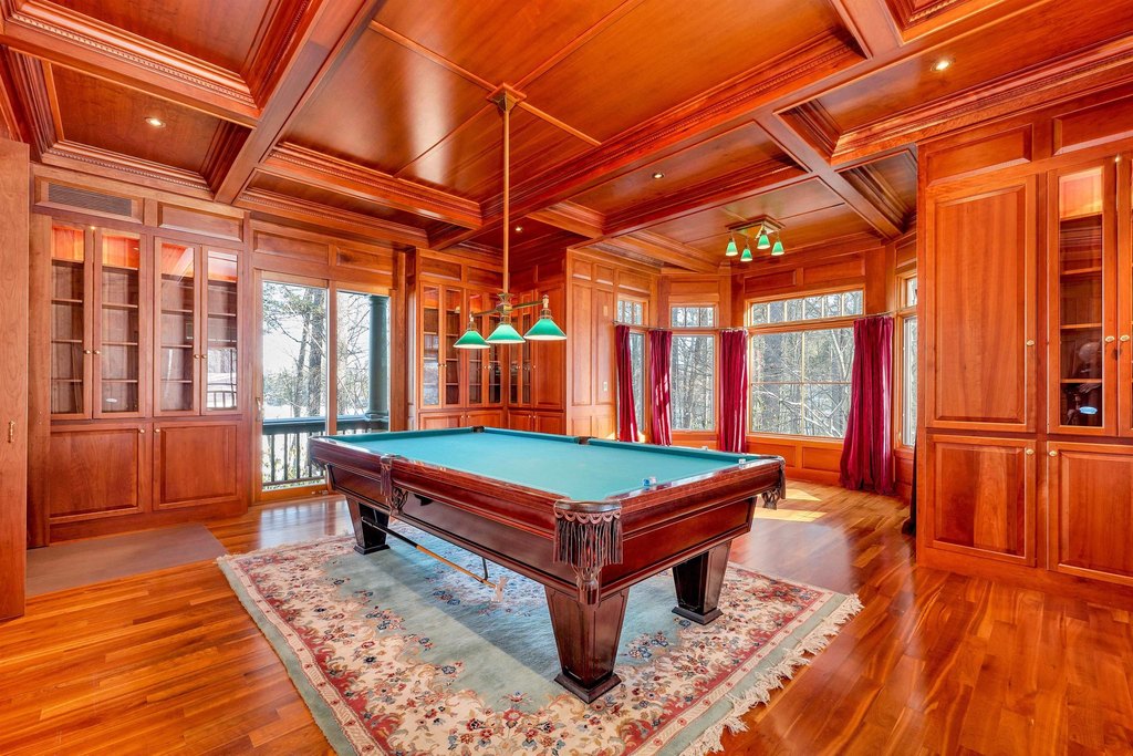 Alton, New Hampshire, 03809, United States, 7 Bedrooms Bedrooms, ,6.5 BathroomsBathrooms,Residential,Forsale,2004715